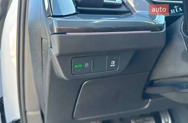 Внедорожник / Кроссовер Audi Q4 e-tron 2023 в 