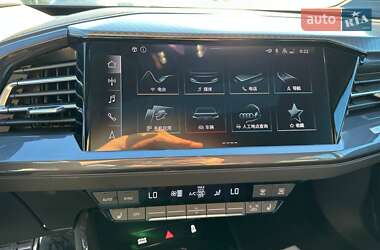 Внедорожник / Кроссовер Audi Q4 e-tron 2023 в 