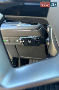 Внедорожник / Кроссовер Audi Q4 e-tron 2023 в 