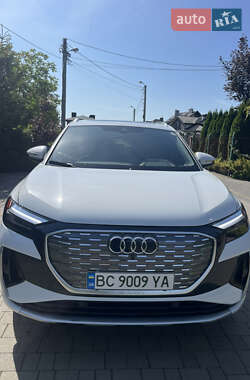 Audi Q4 e-tron 2023 Audi Q4 e-tron 2023