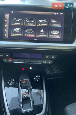 Внедорожник / Кроссовер Audi Q4 e-tron 2021 в 