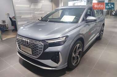 Позашляховик / Кросовер Audi Q4 e-tron 2023 в Дніпрі