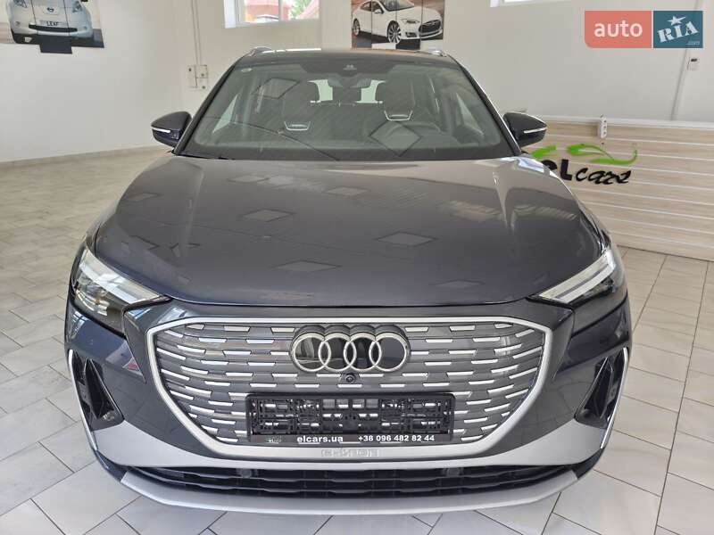 Внедорожник / Кроссовер Audi Q4 e-tron 2025 в 