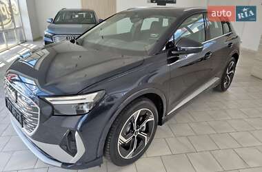 Внедорожник / Кроссовер Audi Q4 e-tron 2025 в 