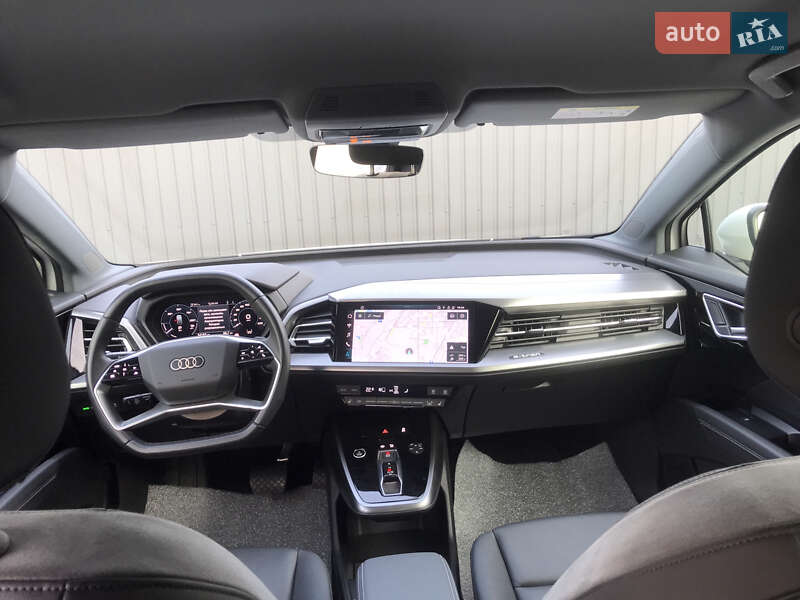 Внедорожник / Кроссовер Audi Q4 e-tron 2023 в Ровно