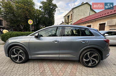 Позашляховик / Кросовер Audi Q4 e-tron 2023 в 