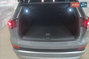 Внедорожник / Кроссовер Audi Q4 e-tron 2023 в 
