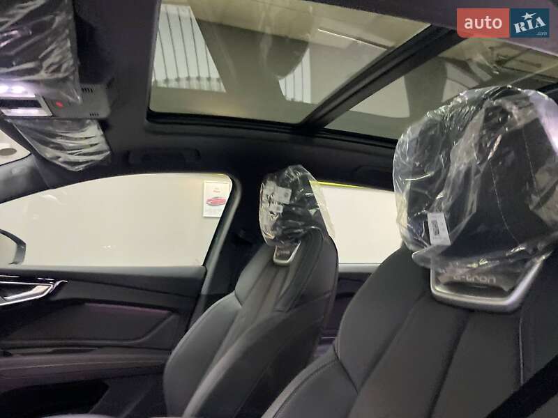 Позашляховик / Кросовер Audi Q4 e-tron 2025 в Черкасах