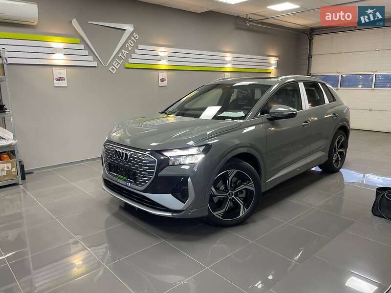 Audi Q4 e-tron 2025