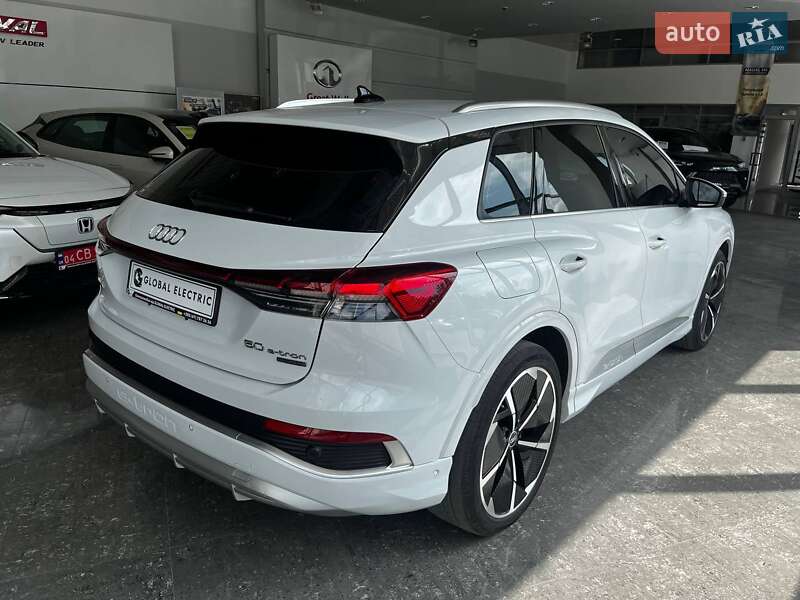 Внедорожник / Кроссовер Audi Q4 e-tron 2022 в Львове