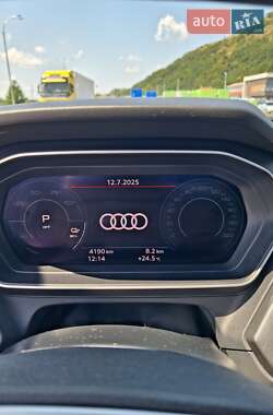 Внедорожник / Кроссовер Audi Q4 e-tron 2023 в 