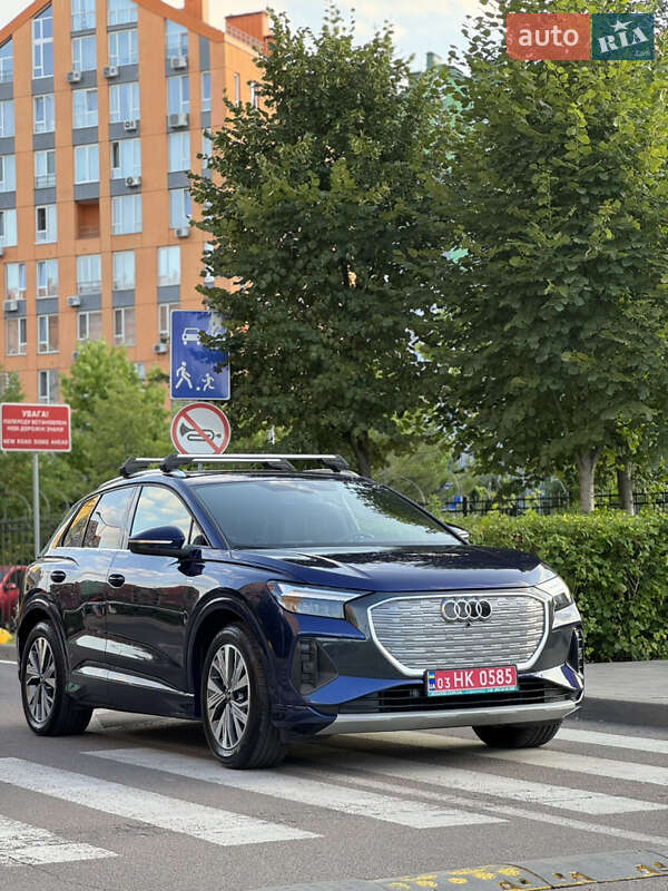 Позашляховик / Кросовер Audi Q4 e-tron 2023 в Києві