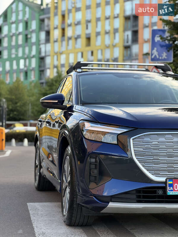 Позашляховик / Кросовер Audi Q4 e-tron 2023 в Києві