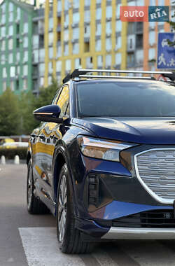 Внедорожник / Кроссовер Audi Q4 e-tron 2023 в 