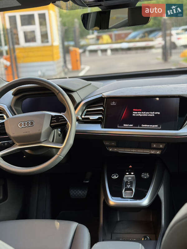 Позашляховик / Кросовер Audi Q4 e-tron 2023 в Києві