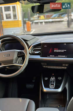 Внедорожник / Кроссовер Audi Q4 e-tron 2023 в 