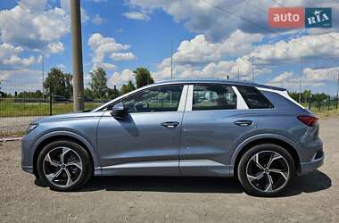 Позашляховик / Кросовер Audi Q4 e-tron 2025 в 
