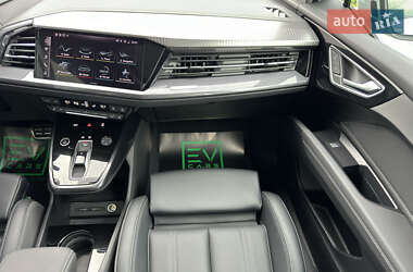 Внедорожник / Кроссовер Audi Q4 e-tron 2025 в 