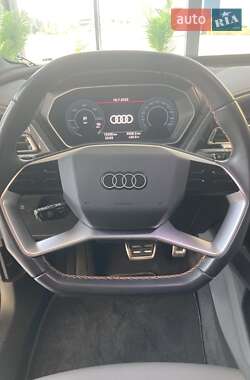 Внедорожник / Кроссовер Audi Q4 e-tron 2023 в 