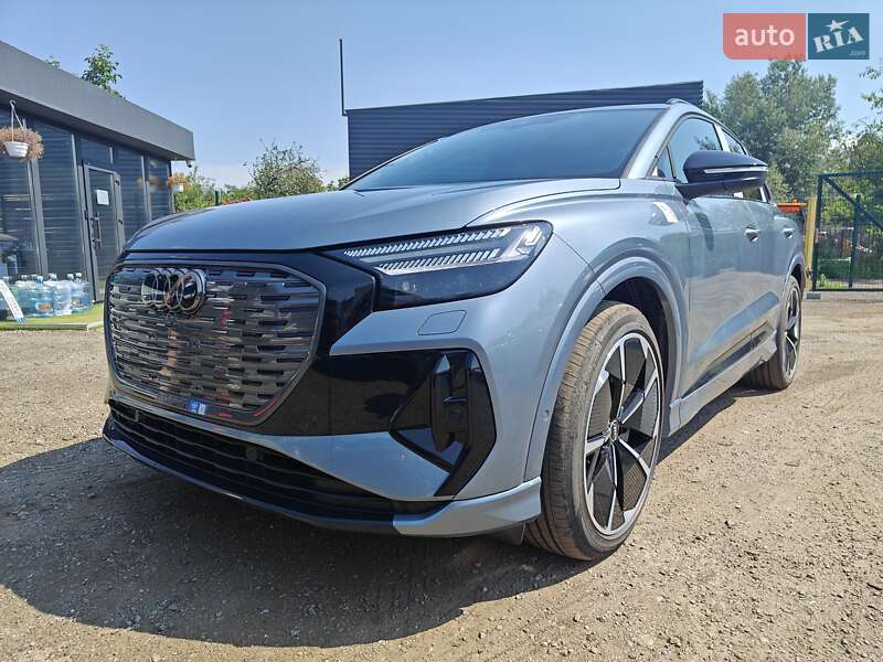 Внедорожник / Кроссовер Audi Q4 e-tron 2024 в 