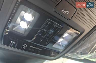 Внедорожник / Кроссовер Audi Q4 e-tron 2024 в 