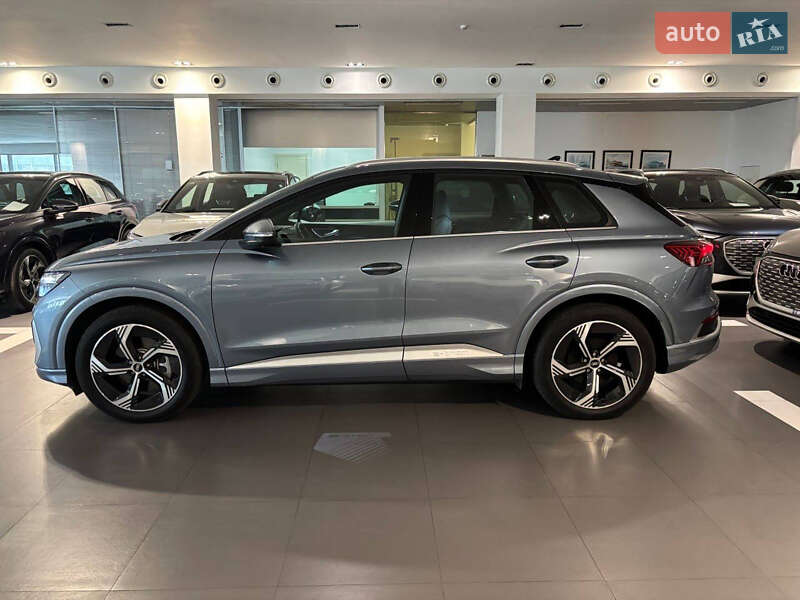 Внедорожник / Кроссовер Audi Q4 e-tron 2023 в Киеве