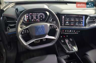 Позашляховик / Кросовер Audi Q4 e-tron 2025 в 