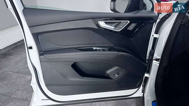 Внедорожник / Кроссовер Audi Q4 e-tron 2025 в Киеве