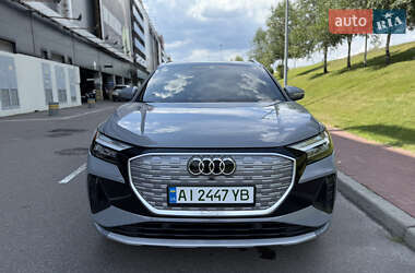 Позашляховик / Кросовер Audi Q4 e-tron 2023 в 