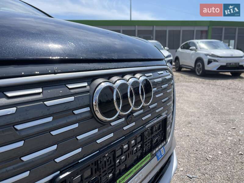 Внедорожник / Кроссовер Audi Q4 e-tron 2025 в Киеве