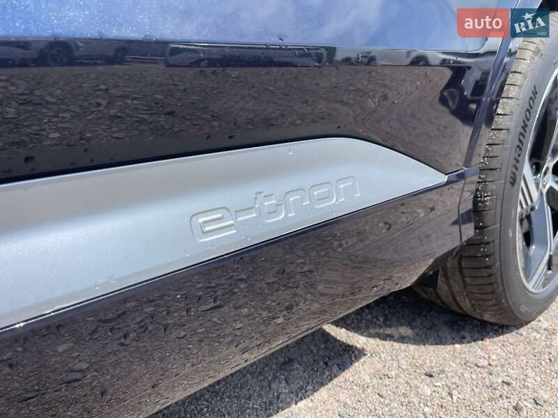Внедорожник / Кроссовер Audi Q4 e-tron 2025 в Киеве