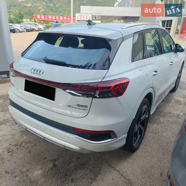 Внедорожник / Кроссовер Audi Q4 e-tron 2023 в Киеве