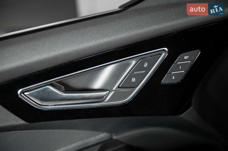 Внедорожник / Кроссовер Audi Q4 e-tron 2022 в Одессе