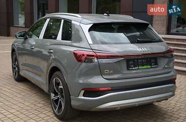 Внедорожник / Кроссовер Audi Q4 e-tron 2025 в 