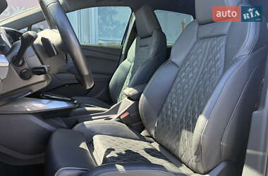 Внедорожник / Кроссовер Audi Q4 e-tron 2023 в 