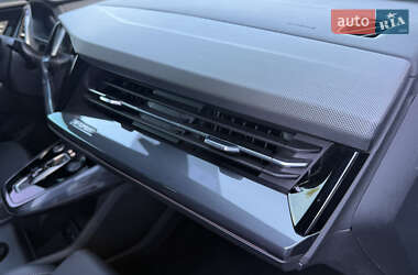 Внедорожник / Кроссовер Audi Q4 e-tron 2023 в 