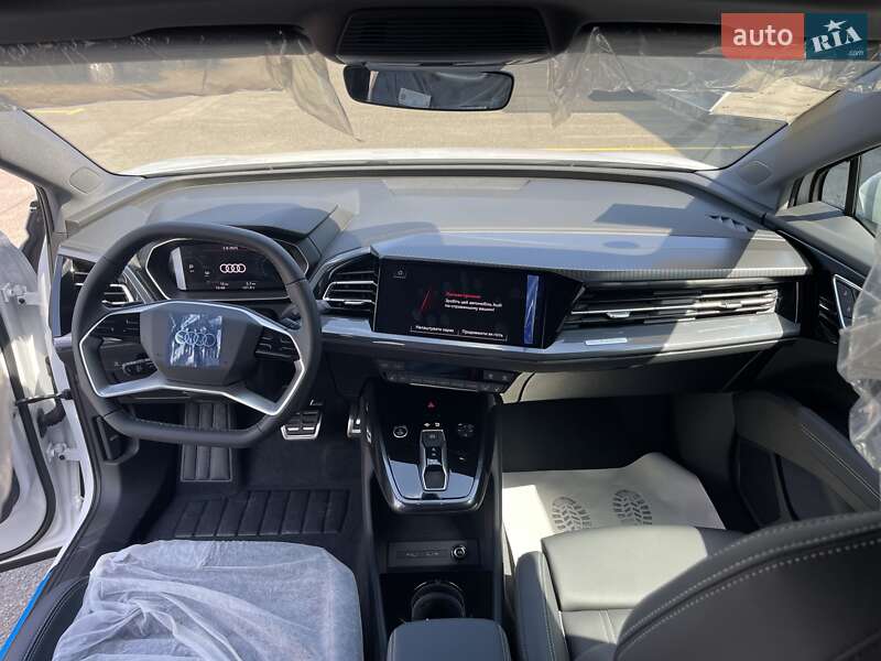 Позашляховик / Кросовер Audi Q4 e-tron 2025 в Києві