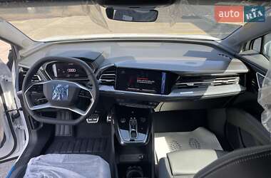 Внедорожник / Кроссовер Audi Q4 e-tron 2025 в 
