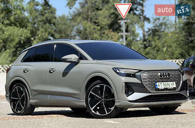 Внедорожник / Кроссовер Audi Q4 e-tron 2023 в 