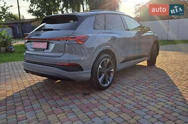 Внедорожник / Кроссовер Audi Q4 e-tron 2023 в 