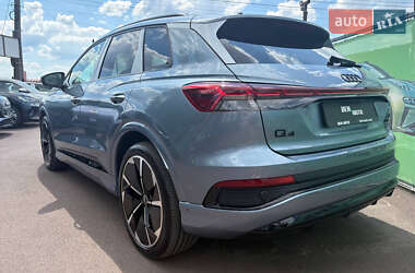 Внедорожник / Кроссовер Audi Q4 e-tron 2024 в 