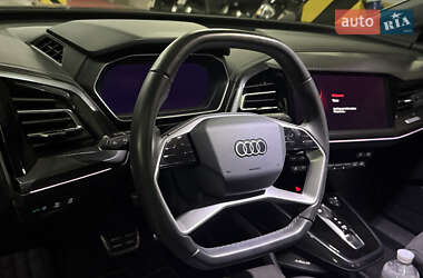Внедорожник / Кроссовер Audi Q4 e-tron 2023 в 