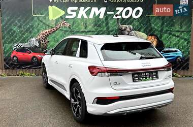 Внедорожник / Кроссовер Audi Q4 e-tron 2025 в 