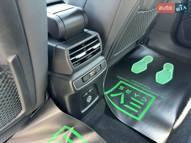 Внедорожник / Кроссовер Audi Q4 e-tron 2025 в Ивано-Франковске