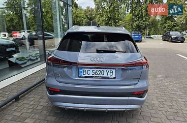 Внедорожник / Кроссовер Audi Q4 e-tron 2023 в 