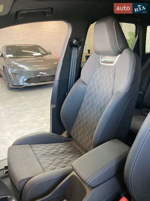 Позашляховик / Кросовер Audi Q4 e-tron 2024 в Львові