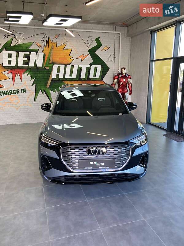 Позашляховик / Кросовер Audi Q4 e-tron 2024 в Львові