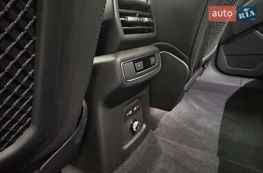 Внедорожник / Кроссовер Audi Q4 e-tron 2025 в 