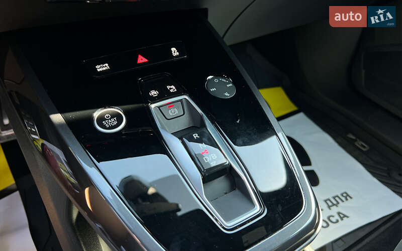 Внедорожник / Кроссовер Audi Q4 e-tron 2022 в Львове