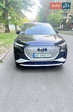Внедорожник / Кроссовер Audi Q4 e-tron 2022 в Днепре